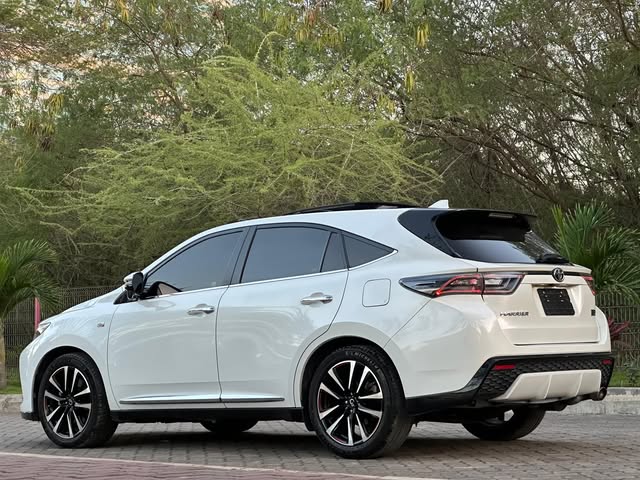 Buy Toyota Harrier 2016 for Sale in Dar es Salaam