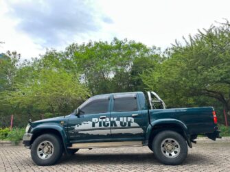 Bei Ya Toyota Hilux 1995 Sokoni Dar es Salaam Tanzania