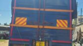 Mitsubishi Fuso bei poa sokoni Dar es Salaam Tanzania
