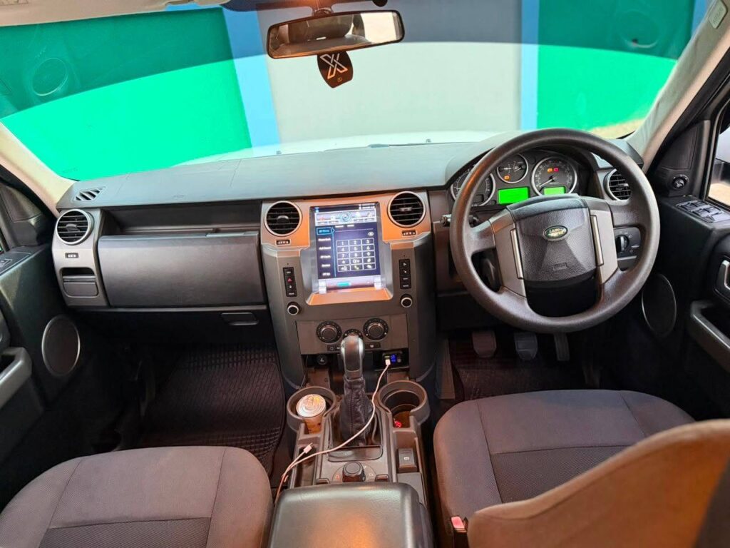 Magari Discovery 3 2006 lipo Dar es Salaam