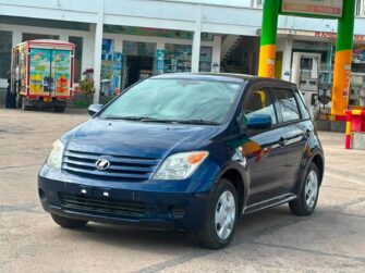 Bei Ya Toyota IST 2006 Sokoni Dar es Salaam Tanzania