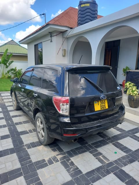 Subaru Forester bei poa sokoni Dar es Salaam Tanzania