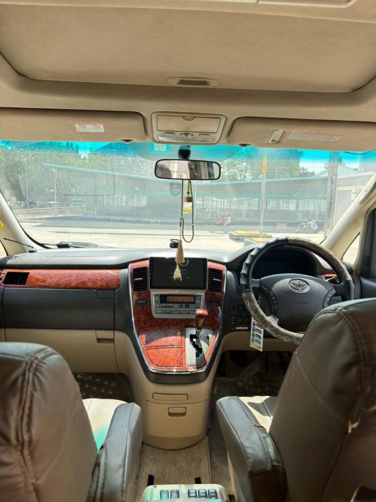 Magari Used Toyota Alphard 2005 Dar es Salaam Tanzania