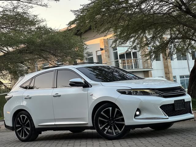Price Of Toyota Harrier 2016 for Sale in Tanzania