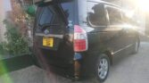 Toyota Noah bei poa sokoni Dar es Salaam Tanzania