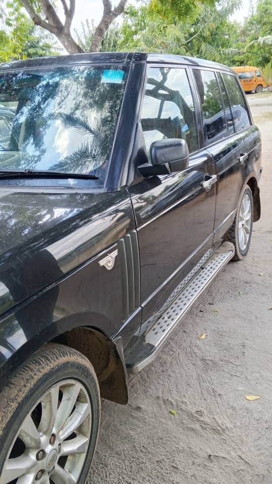 Magari Range Rover 2005 lipo Dar es Salaam