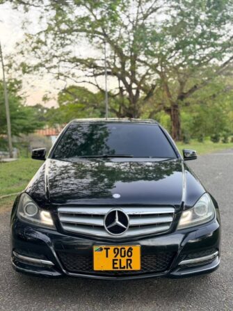 Bei Ya Benz C-Class 2012 Sokoni Dar es Salaam Tanzania
