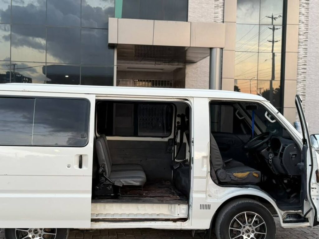 Nissan Vanette 1998 for Sale in Dar es Salaam
