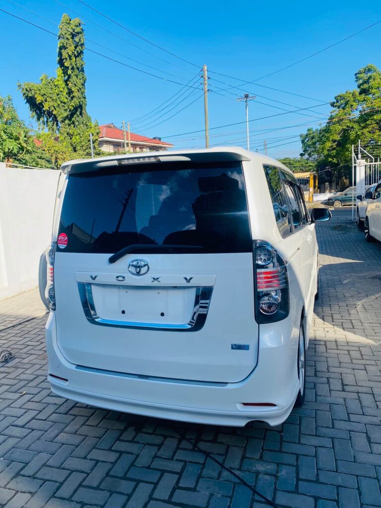 Buy Toyota Voxy 2007 for Sale in Dar es Salaam
