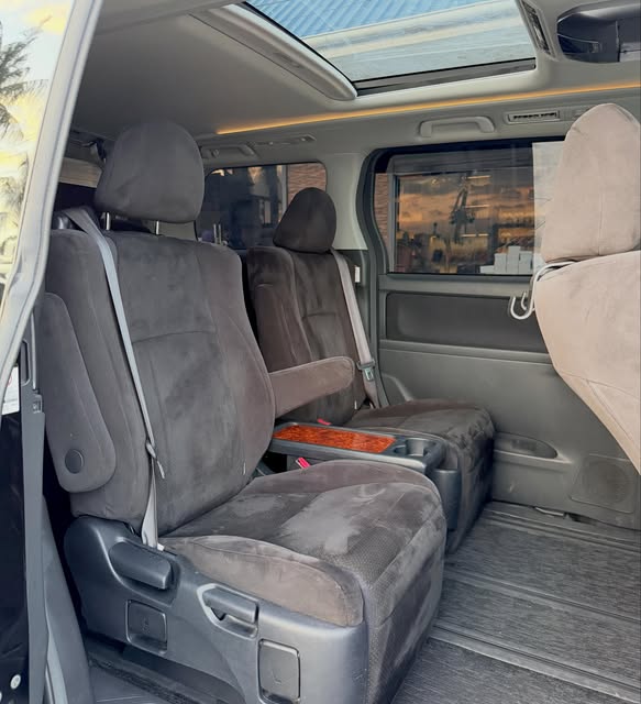 Buy Toyota Vellfire 2010 for Sale in Dar es Salaam