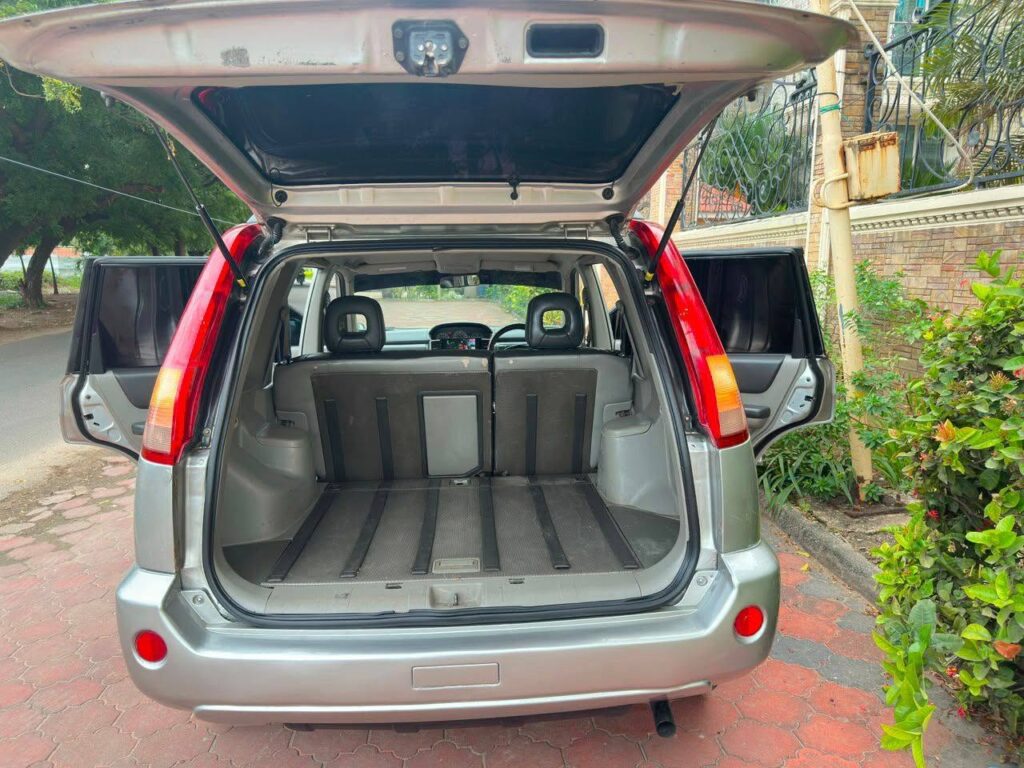 Nissan X-Trail 2005 for Sale in Dar es Salaam