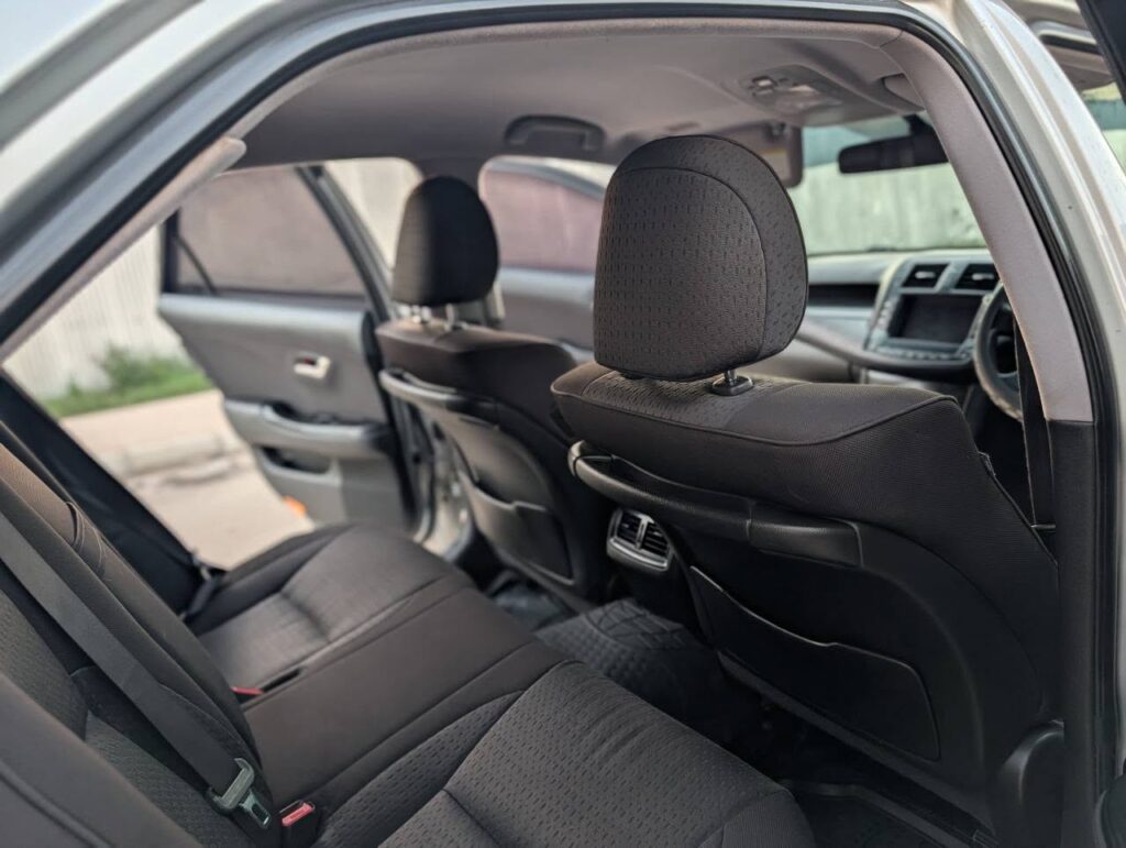 Buy Toyota Crown 2009 for Sale in Dar es Salaam