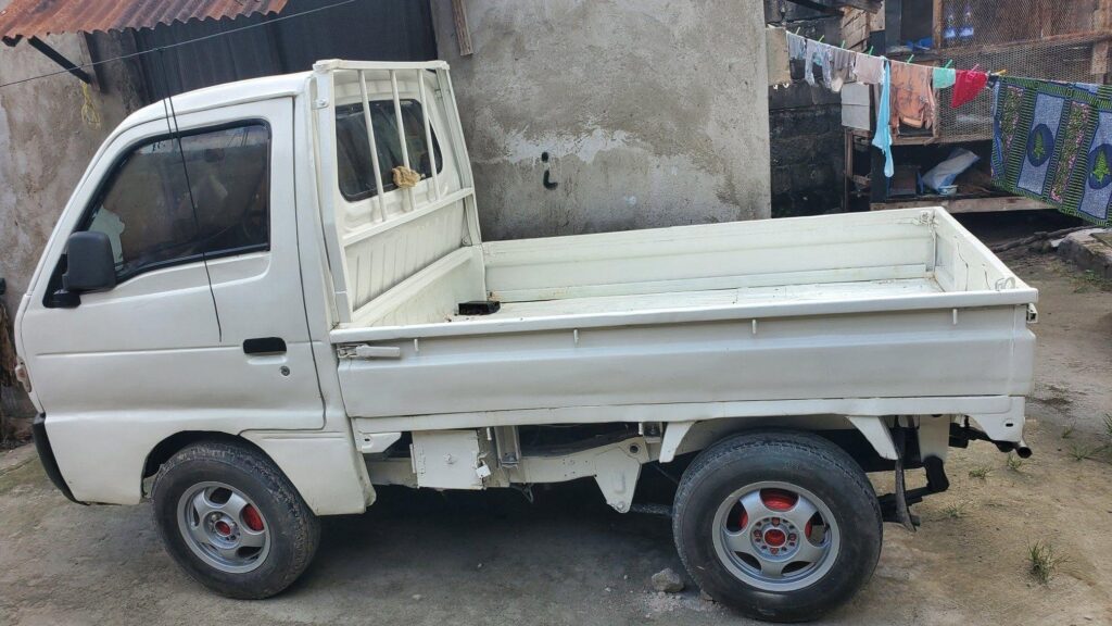 Magari Carry 2000 lipo Dar es Salaam