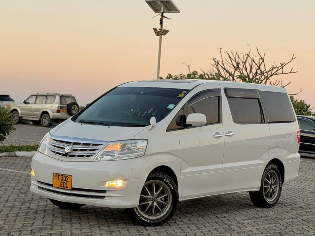 Magari Sokoni Toyota Alphard ya Bei Poa 2006
