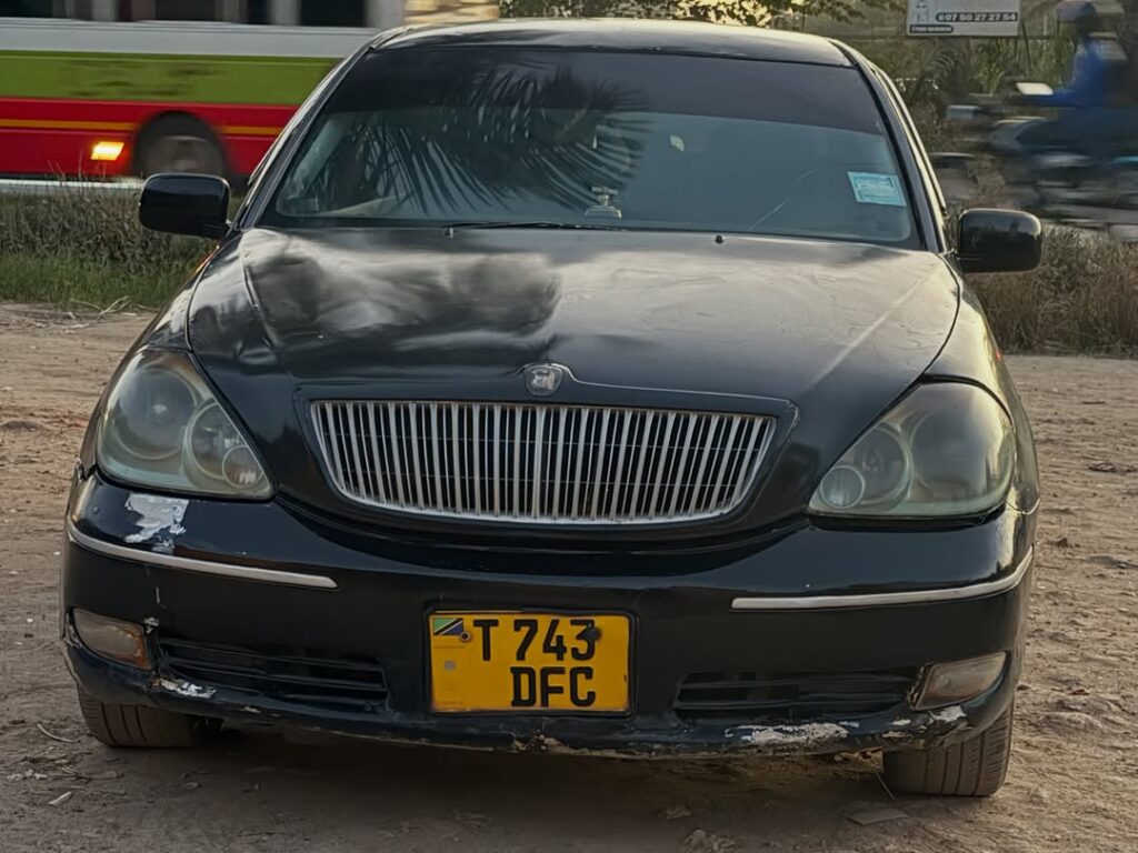 Magari Sokoni Toyota Brevis ya Bei Poa 2004