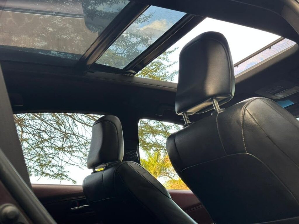 Toyota Harrier bei poa sokoni Dar es Salaam Tanzania