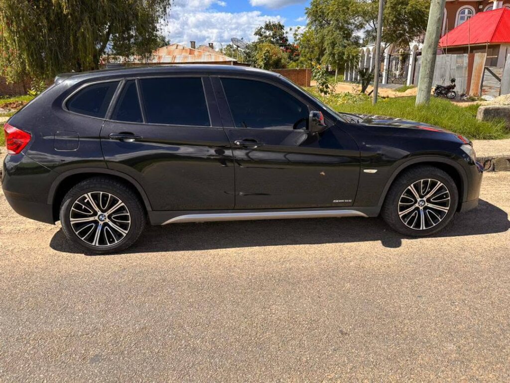 Magari Sokoni BMW X1 ya Bei Poa 2012