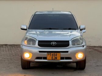Bei Ya Toyota Rav4 2004 Sokoni Dar es Salaam Tanzania