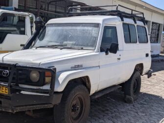 Price of Used Toyota Land Cruiser 76 SUV 1998 for Sale in Shinyanga Tanzania