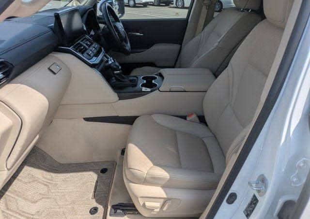 Price Toyota Land Cruiser 300 Series 2024 for Sale in Dar es Salaam