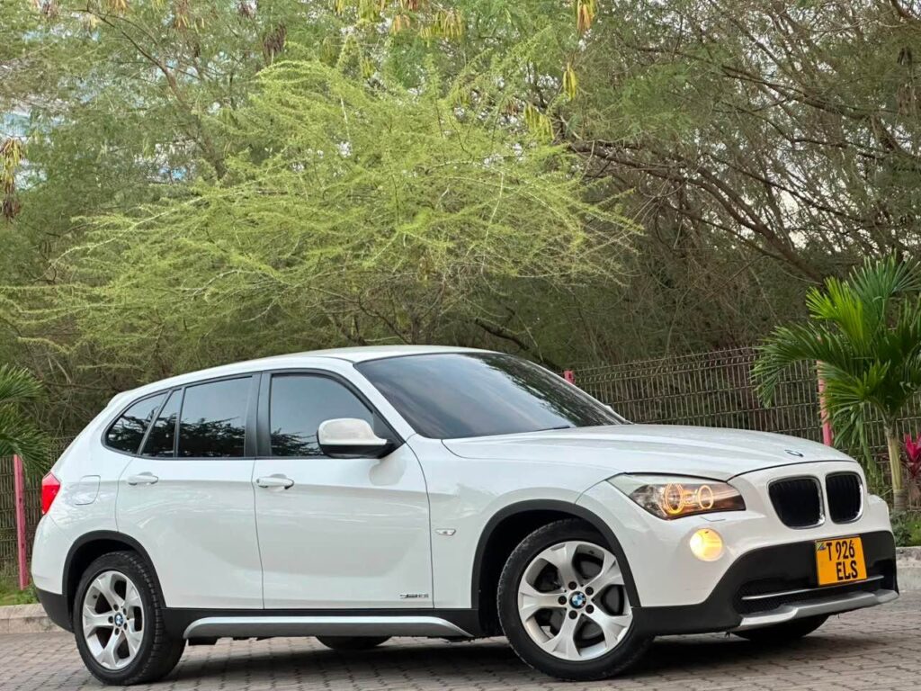 BMW X1 bei poa sokoni Dar es Salaam Tanzania