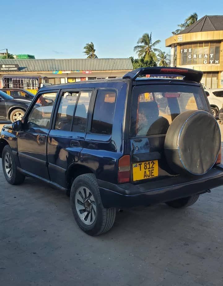Magari Sokoni Suzuki Escudo ya Bei Poa 1995