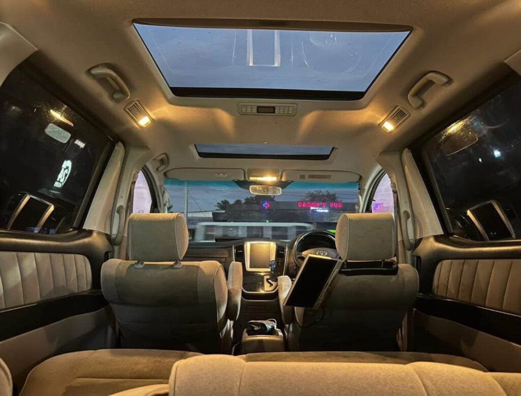 Buy Toyota Alphard 2005 for Sale in Dar es Salaam