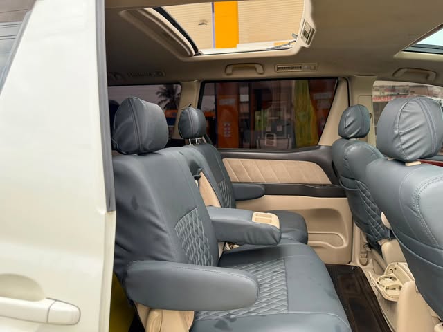 Toyota Alphard 2005 for Sale in Dar es Salaam