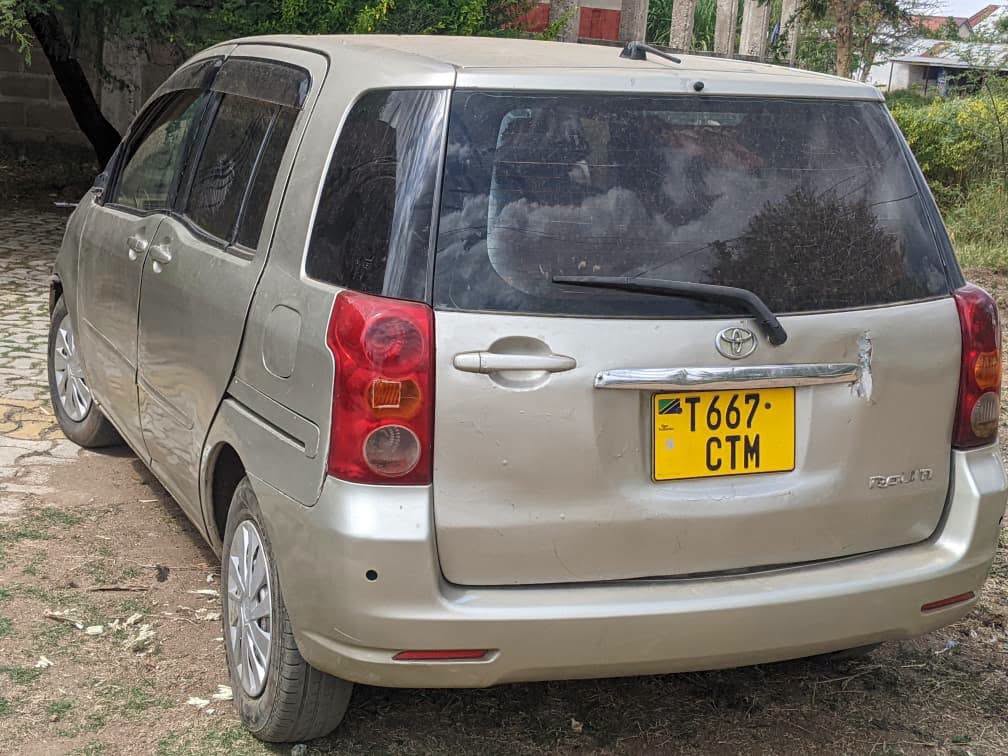 Toyota Raum 2006 for Sale in Shinyanga
