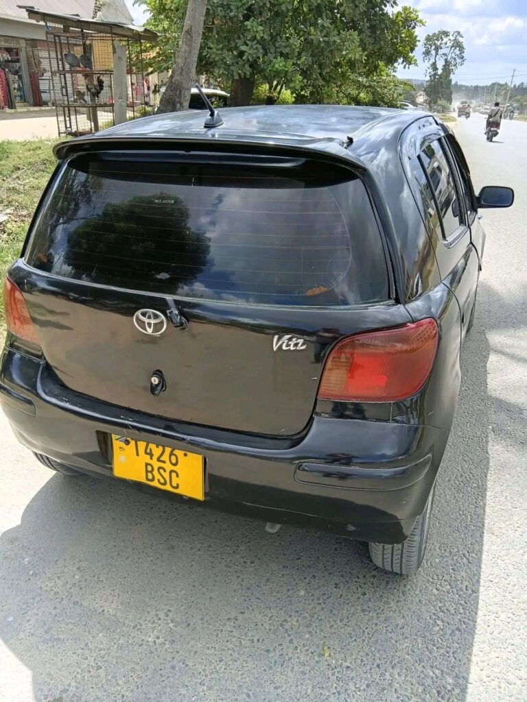 Toyota Vitz 2003 for Sale in Dar es Salaam