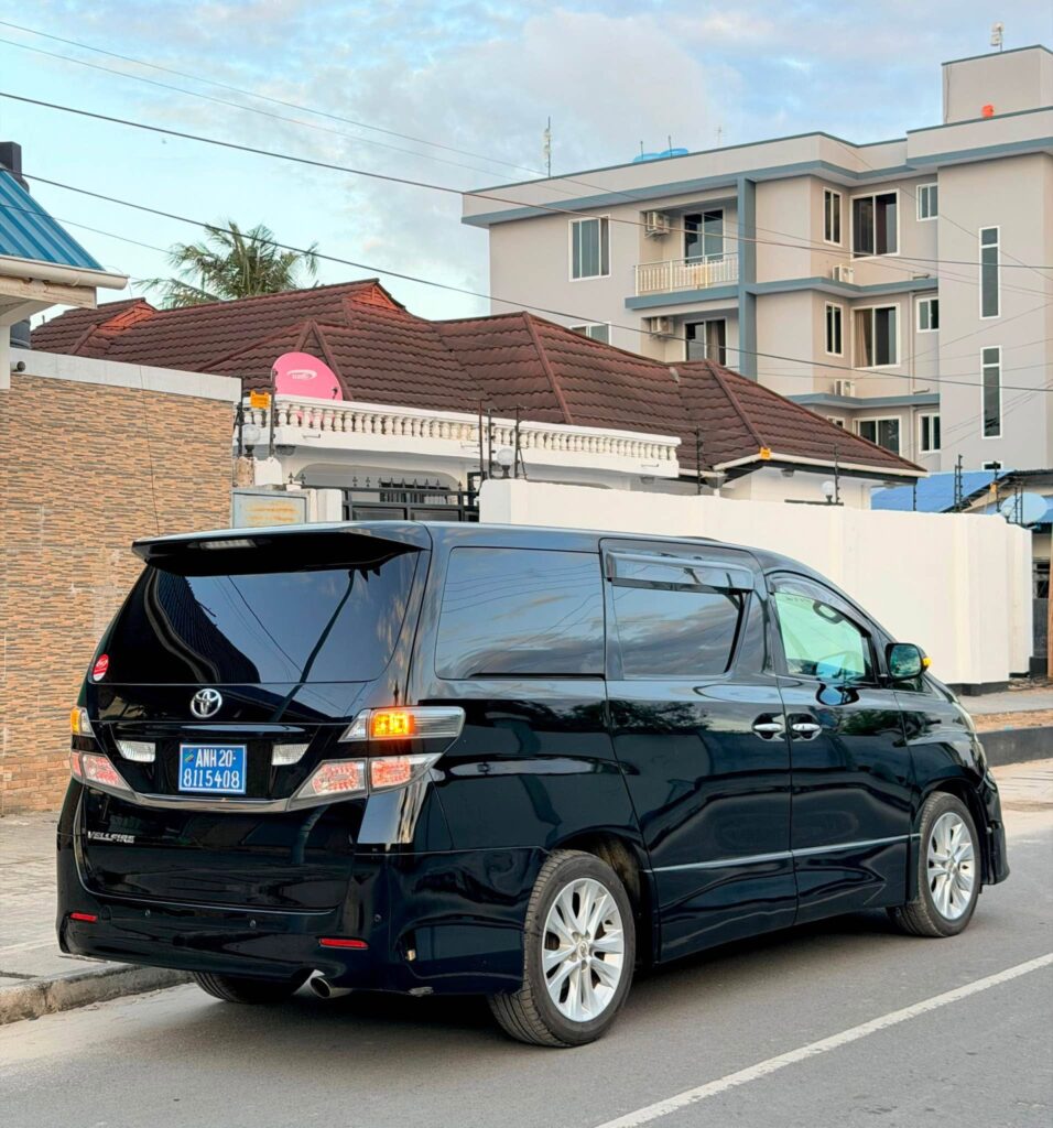 Toyota Vellfire 2010 for Sale in Dar es Salaam