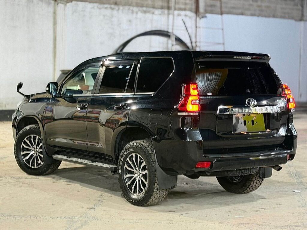 Magari Land Cruiser Prado 2020 lipo Dar es Salaam