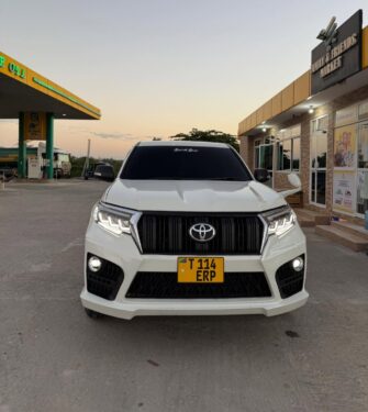 Bei Ya Toyota Land Cruiser Prado 2017 Sokoni Dar es Salaam Tanzania
