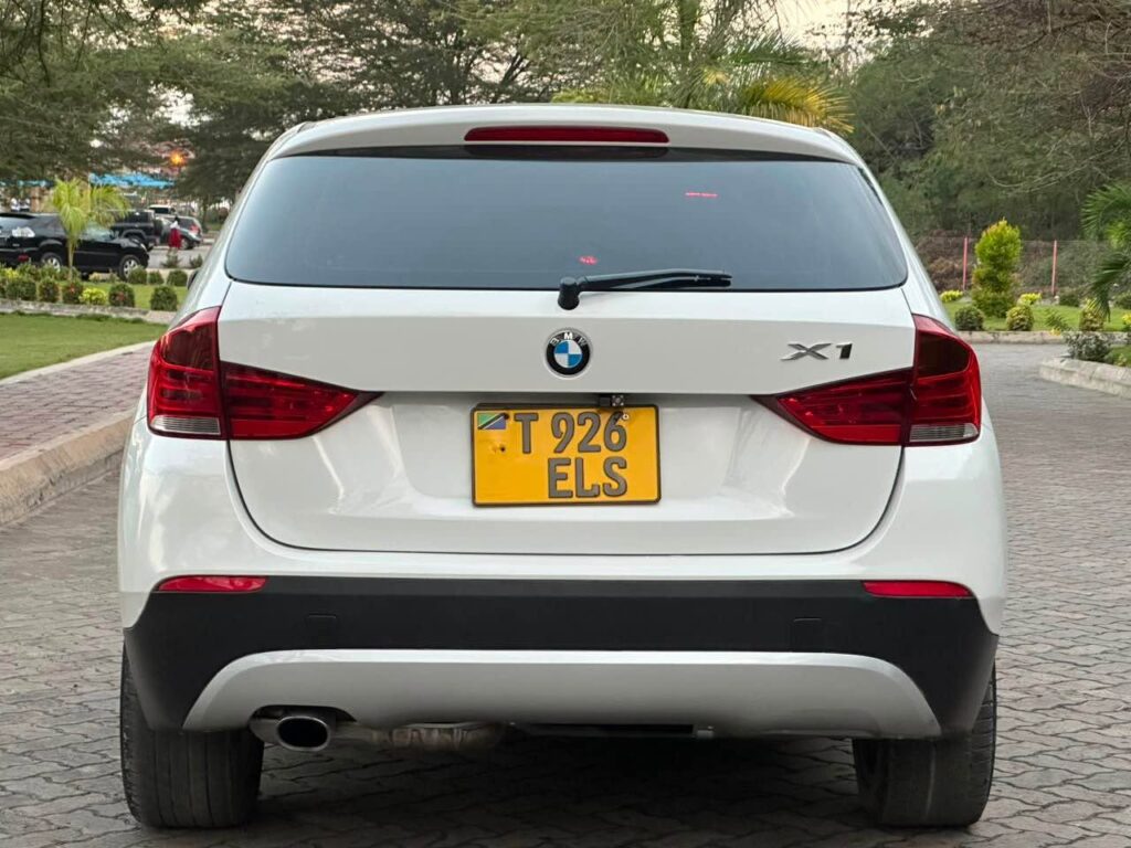 Magari X1 2012 lipo Dar es Salaam