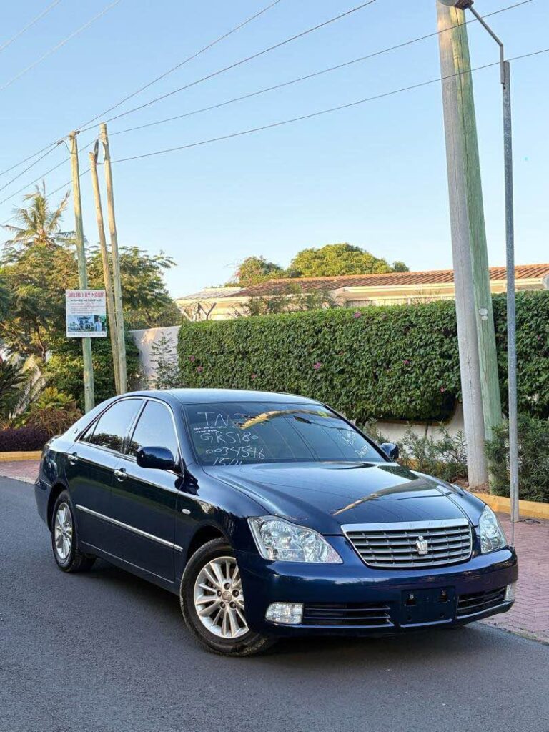 Buy Toyota Crown 2006 for Sale in Dar es Salaam
