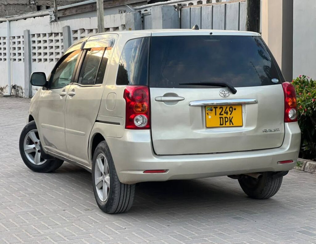 Toyota Raum 2003 for Sale in Dar es Salaam