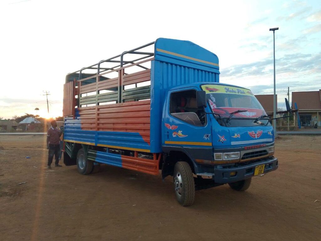 Price Of Mitsubishi Canter 2000 for Sale in Tanzania