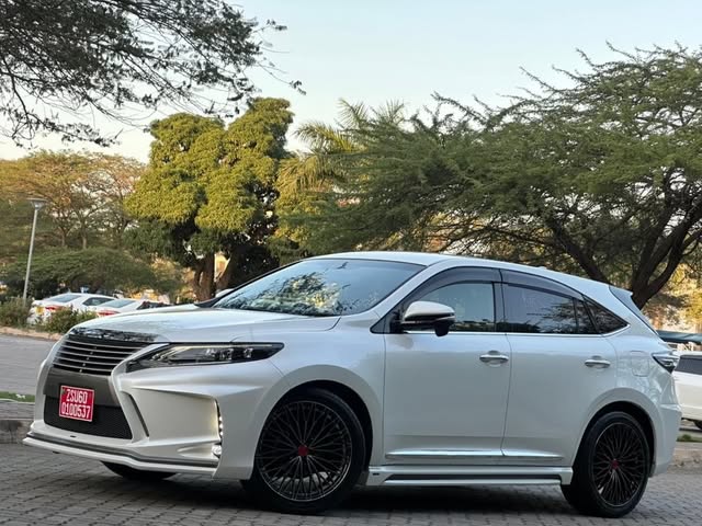 Price Of Toyota Harrier 2016 for Sale in Tanzania