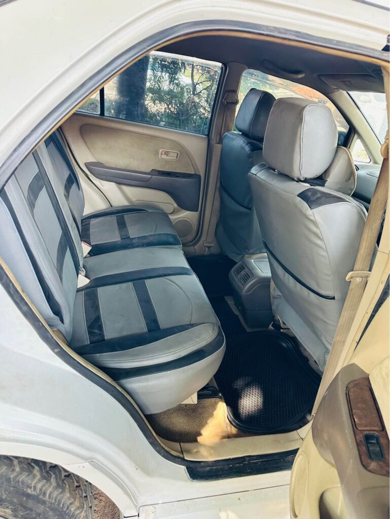 Magari Used Toyota Harrier 2000 Mwanza Tanzania