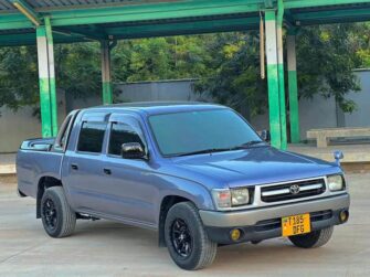 Bei Ya Toyota Hilux 2000 Sokoni Dar es Salaam Tanzania