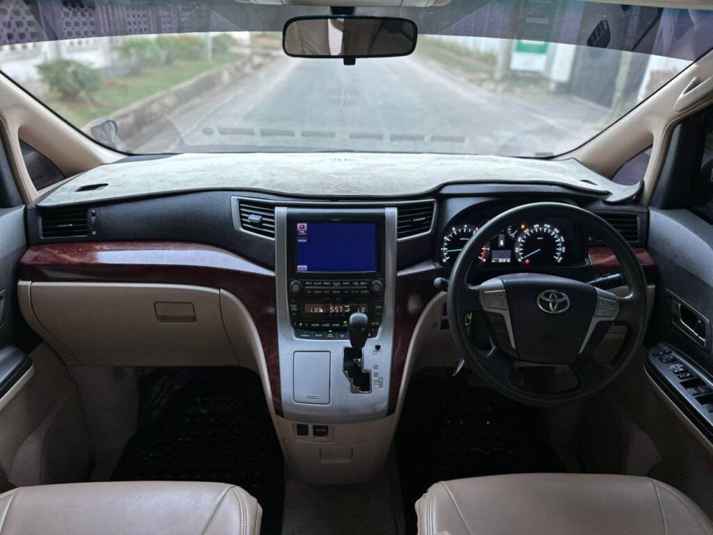 Price Of Toyota Alphard 2009 for Sale in Tanzania