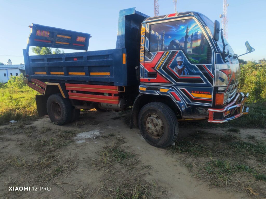 Buy Fuso 2000 for Sale in Dar es Salaam