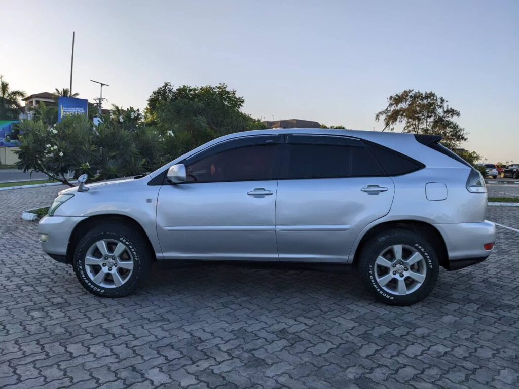Buy Toyota Harrier 2004 for Sale in Dar es Salaam