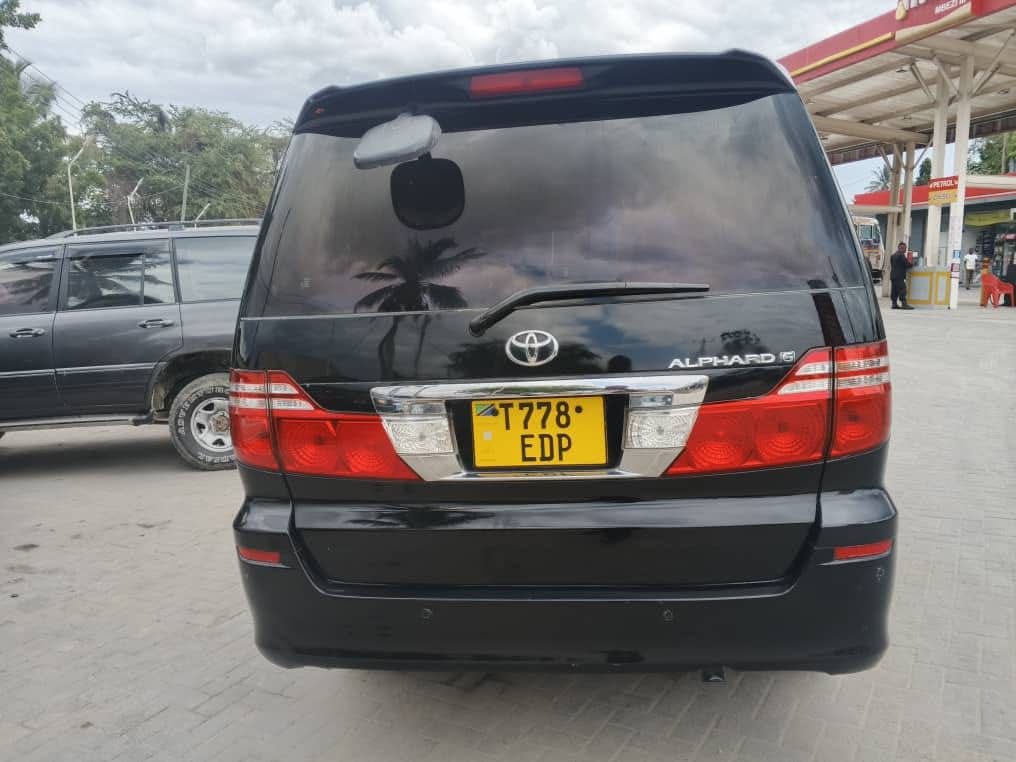 Toyota Alphard 2007 for Sale in Dar es Salaam
