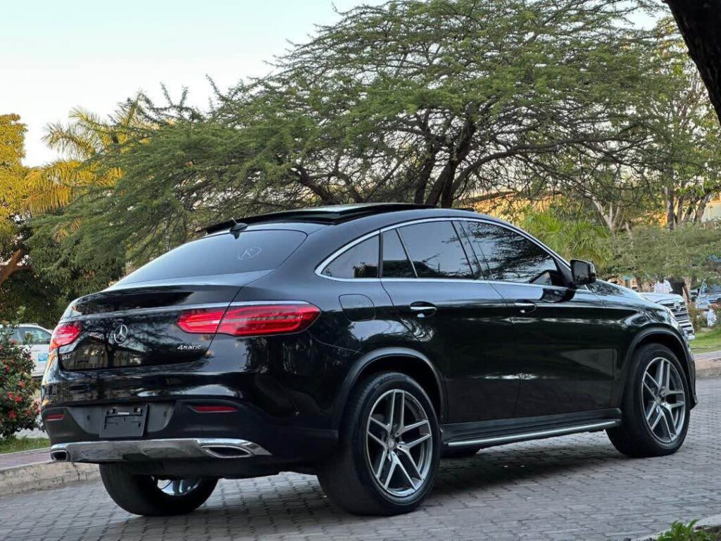 Price Benz GLE 2017 for Sale in Dar es Salaam