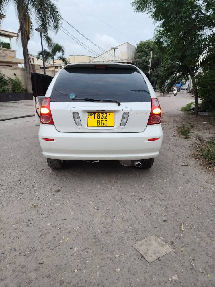 Magari Sokoni Toyota Nadia ya Bei Poa 2001