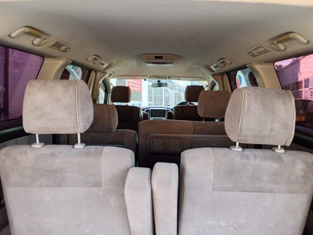 Toyota Alphard bei poa sokoni Dar es Salaam Tanzania