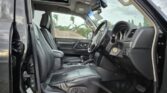 Mitsubishi Pajero bei poa sokoni Dar es Salaam Tanzania