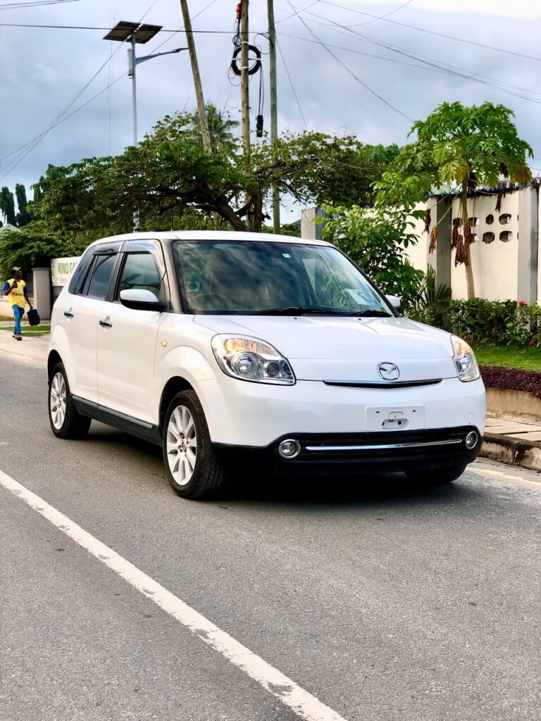 Bei ya Mazda Verisa 2011 Sokoni Dar es Salaam Tanzania