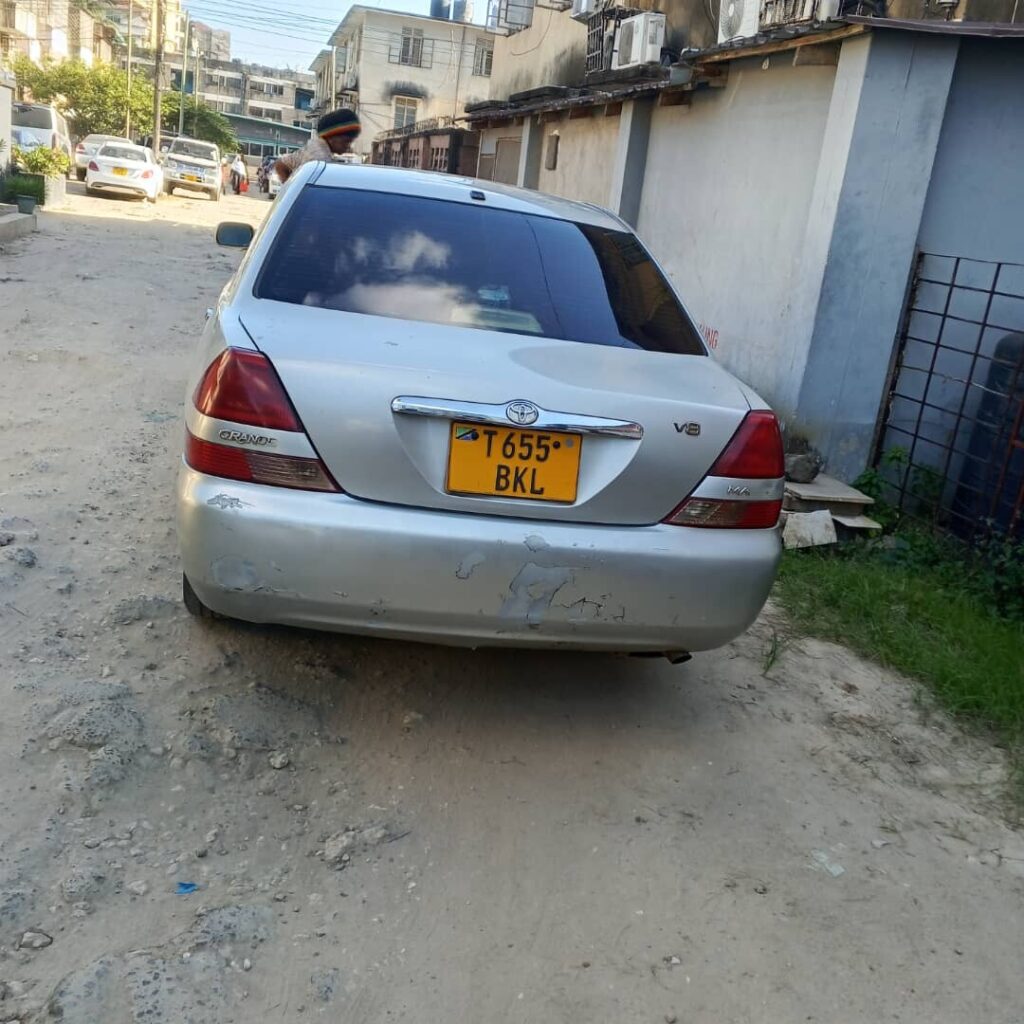 Price Of Toyota Mark II 2001 for Sale in Tanzania